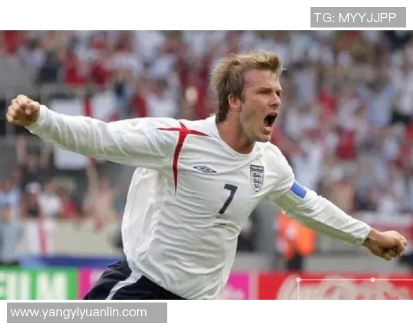 昔日绿茵豪杰再聚首笑谈辉煌岁月重温足坛传奇时光