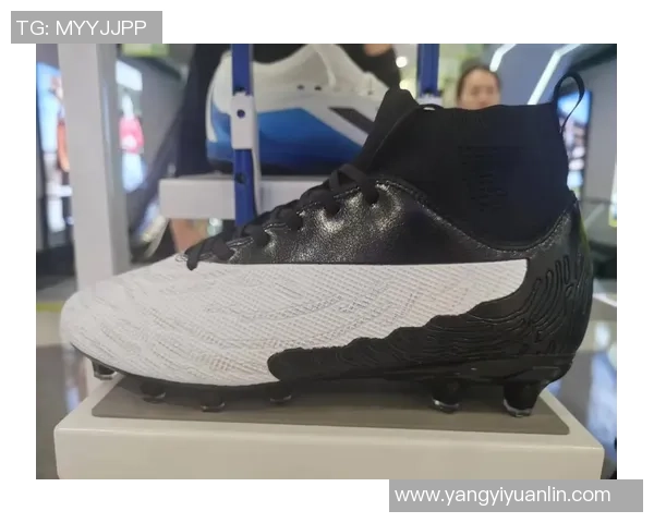 球星专属战靴盘点:那些助力顶级球员征战绿茵场的经典足球鞋 球星专属战靴盘点:那些助力顶级球员征战绿茵场的经典足球鞋