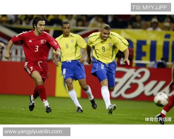 四大豪门球星纵横足坛巅峰之路深度解析各自辉煌历程与影响力