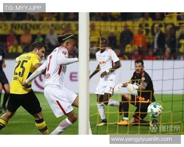 空翻射门惊艳全场足球球星上演力与美的完美结合