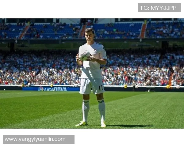 绿茵巨星卡贝尔驰骋赛场见证荣耀时刻